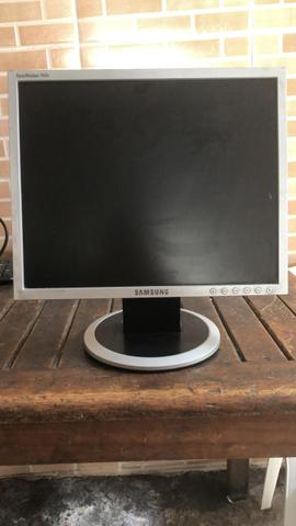 Vendo monitor 17 Samsung