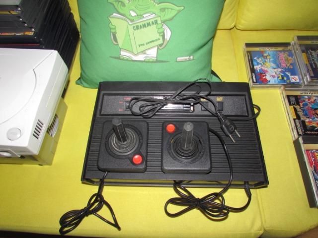 Atari - 02 Controles Embutidos - Mod AV - Bom Estado