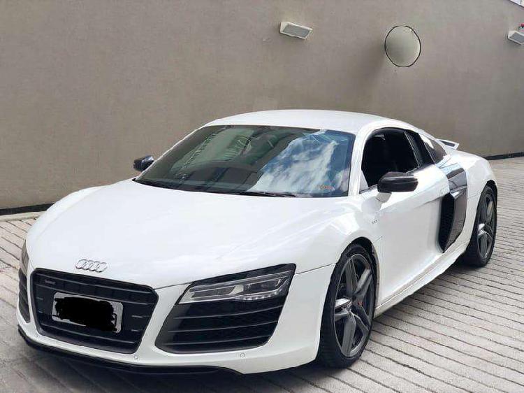 Audi R8 5.2 V10 Quattro R-tronic/S-tronic