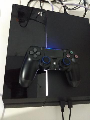 Playstation 4 com 12 jogos e controle - acompanha caixa