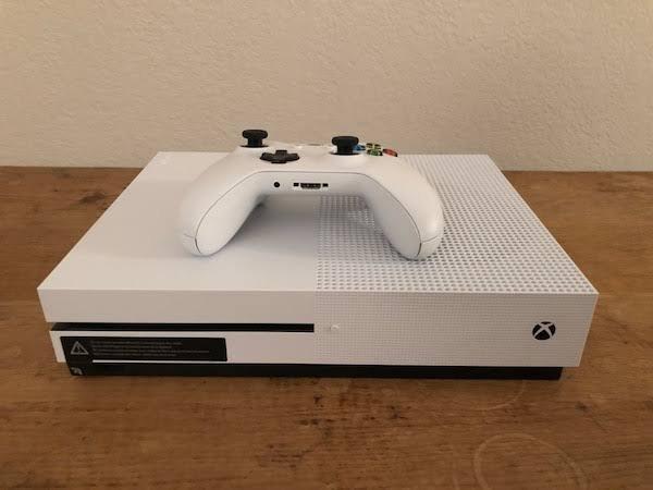 Xbox One S 500gb completo