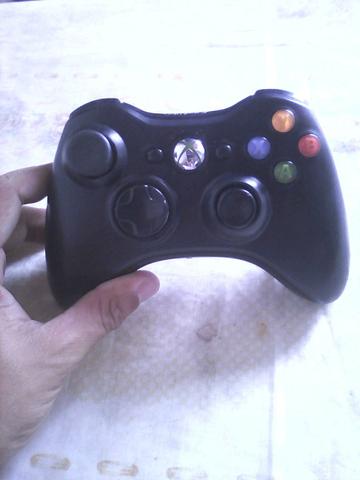 Controle Xbox 360 pra levar logo