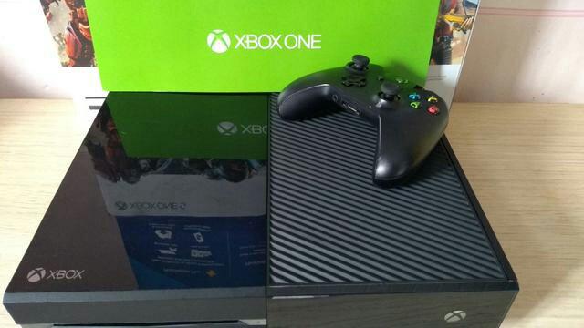 Xbox One 500 Gb/Com 300 Jogos