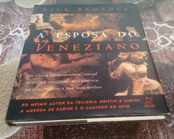 Livro A Esposa do Veneziano (capa dura)