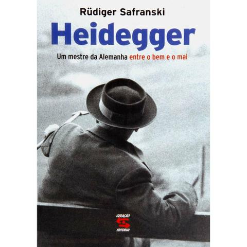 Livro Heidegger: um mestre da Alemanha ente o bem e o mal