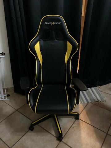 Cadeira gamer DxRacer F Series amarelo e preto