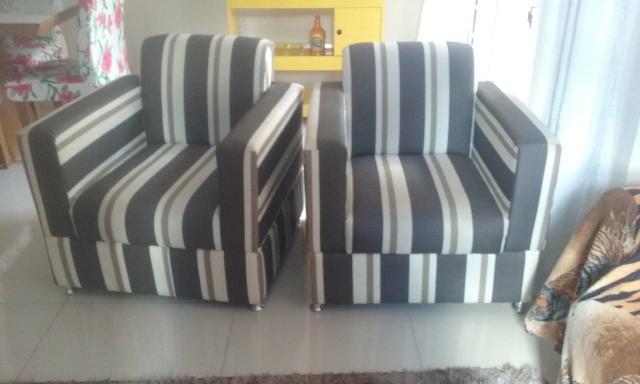 Kit com 2 poltronas