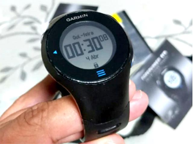 Relógio GPS Garmin Forerunner 610