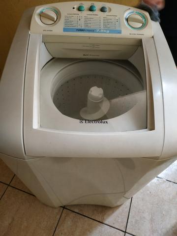 Lavadora Electrolux turbo limpeza (oportunidade)