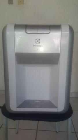 O Bebedouro Electrolux Turbo Acqua WD20C