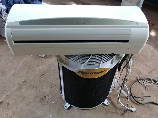 Vendo 3 central ar 12milbtus instalada 680 cada