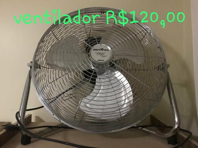 Ventilador Britânia todo em metal