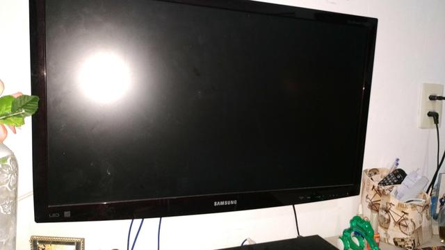 TV Samsung LED Full HD 27