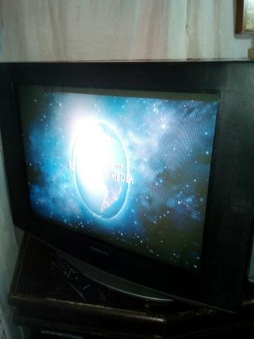 Tv Samsung com controle sem conversor