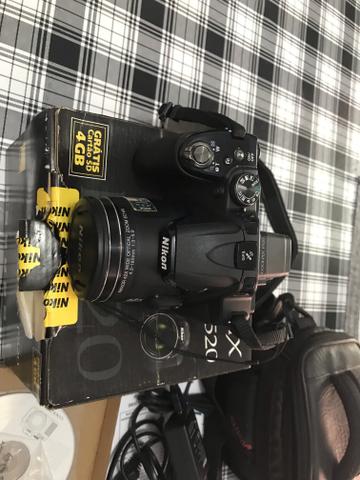 Câmera Nikon P520, todos acessórios, caixa e case bolsa