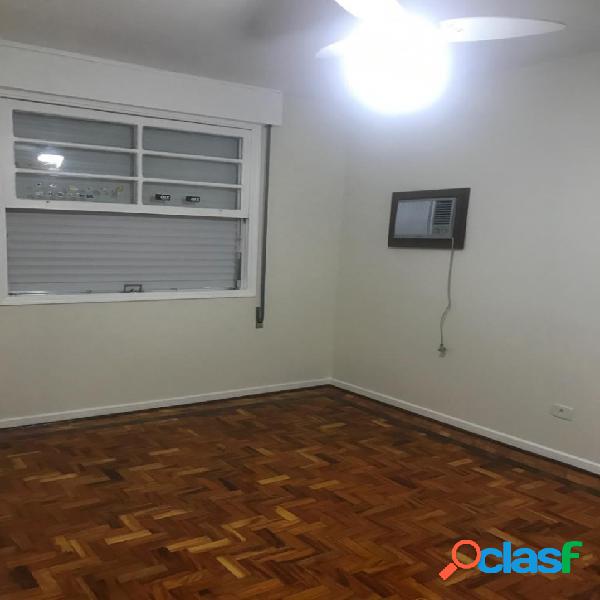 Apartamento 3 Dormitórios- Garagem Fechada- Ponta da Praia