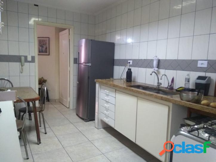 Apartamento 3 Dormitórios- Térreo- Garagem- Gonzaga