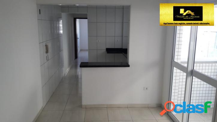 Apartamento de 1 dorm. na Guilhermina mensais de R$ 708,00