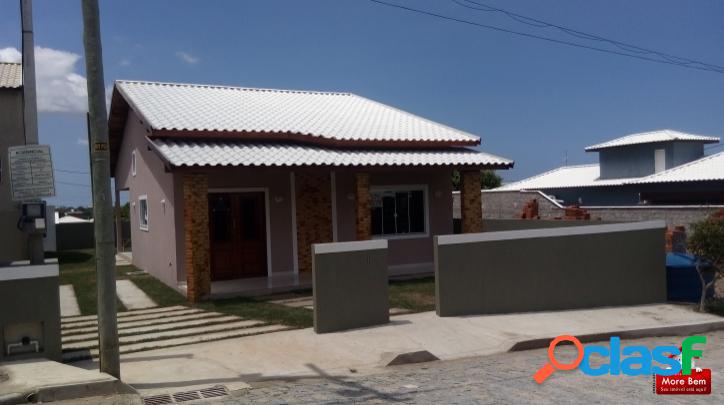 Casa 3 quartos, 1 suíte, sala ampla, quintal, em