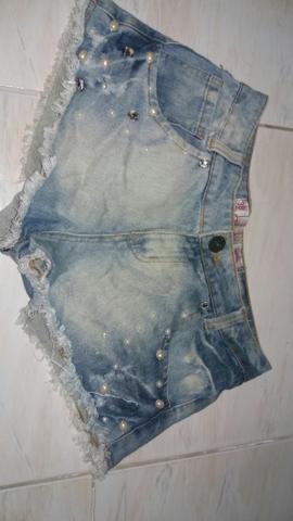 Roupas usadas e novas
