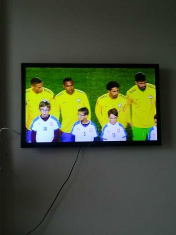 Tv Panasonic 50 pol LCD R$ 