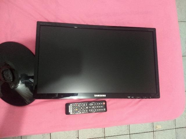 TV e Monitor LCD 22"