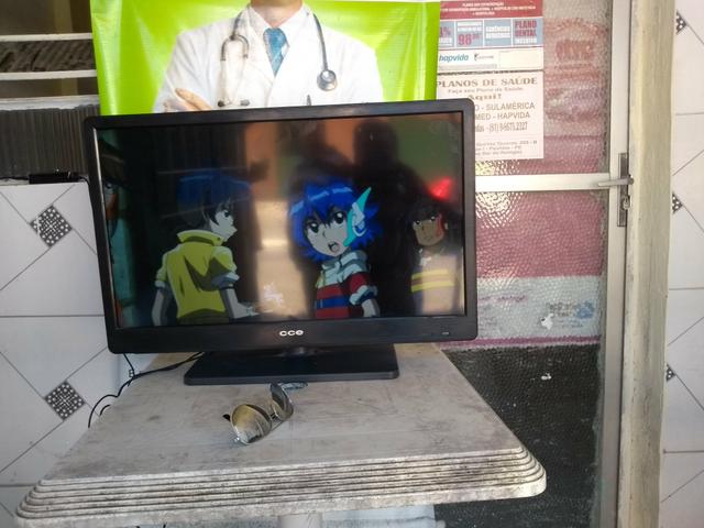 Vendo TV CCE 29 polegadas