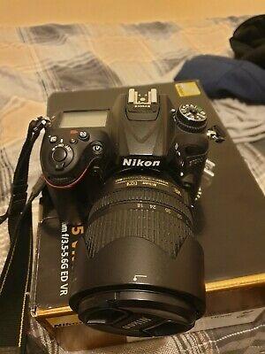 Câmera Nikon d lente  perfeita nova
