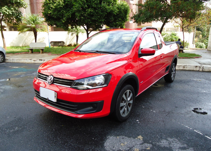 VW - VolksWagen Saveiro CE Flex Único Dono