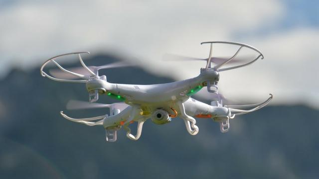 Drone com camera nova na caixa