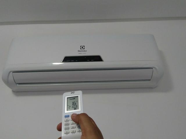 Limpeza e instalação de ar-condicionado