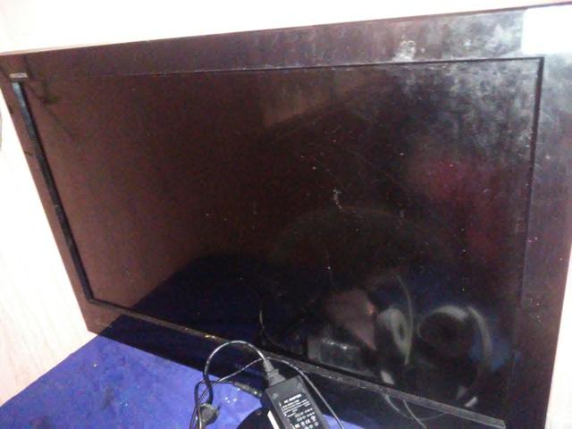 Vendo por 50 reias esta com defeito