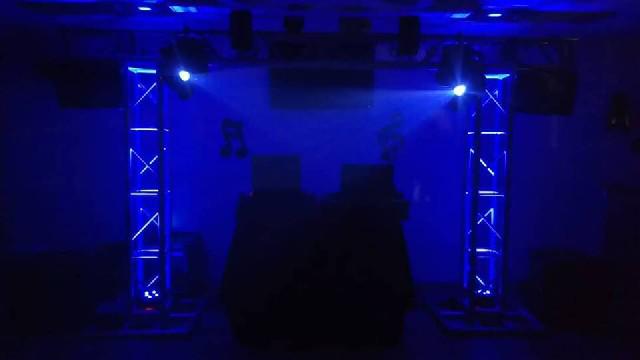 Buffet e Casa Festas Com Som e Luz