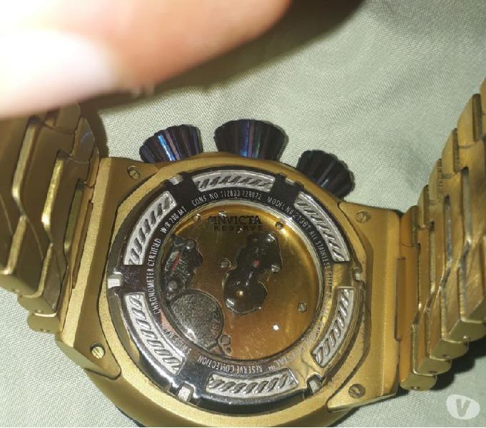 Relógio Invicta Bolt modelo 21361 Dourado Azul