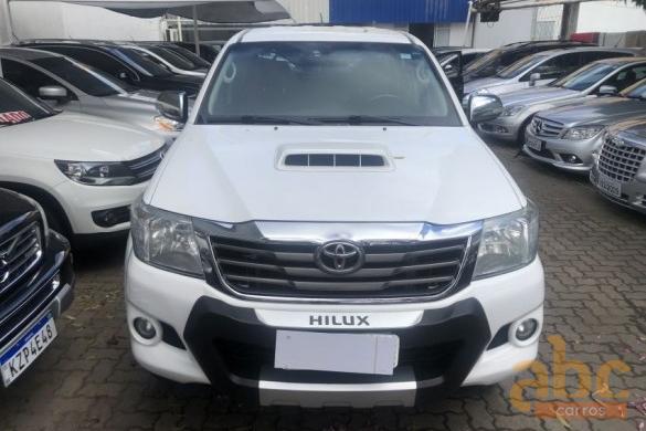 Toyota - HILUX