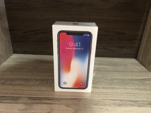 IPhone X black novo vendo ou troco!!!