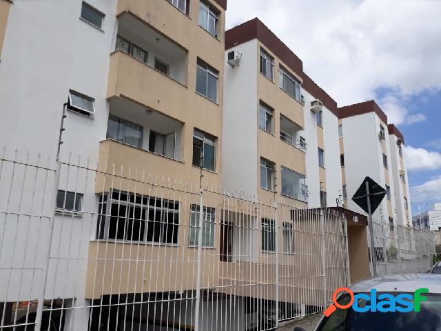 Apartamento 3 dormitórios com garagem Livre. Capoeiras.