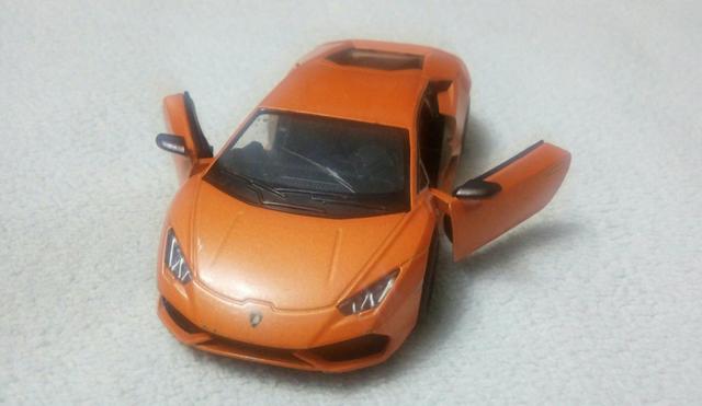 Miniatura Lamborghini Huracán