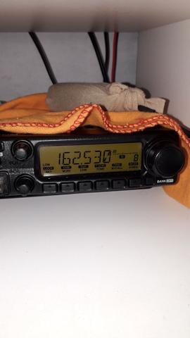 Rádio VHF icom h
