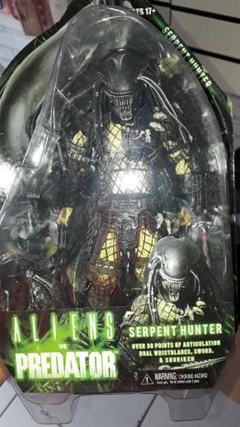 Predador Serpent Hunter NECA