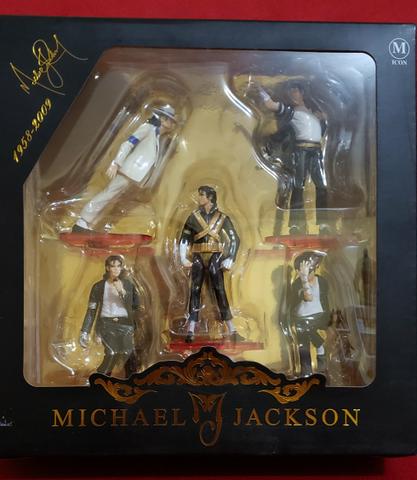 Vendo excelente figura do Michael Jackson