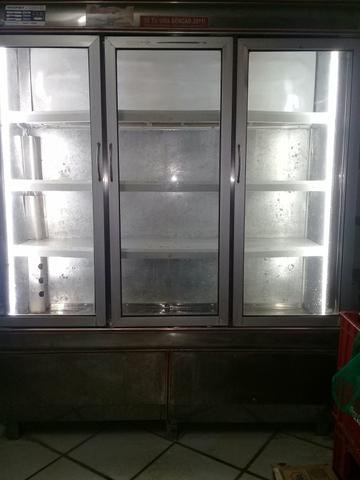 Freezer vertical 3 portas
