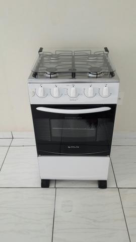 Fogão conservado