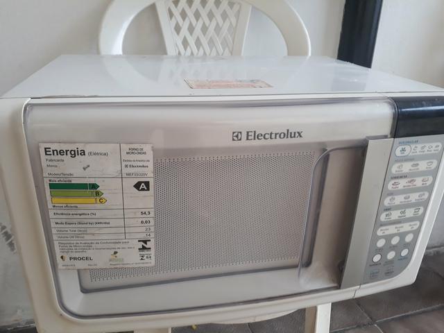 Microondas bem conservado