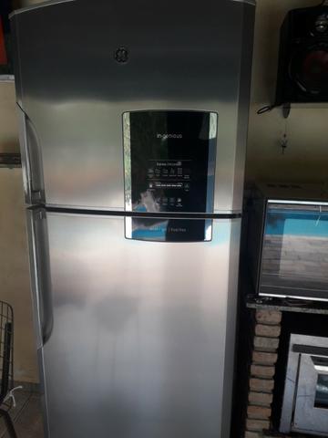 Vendo refrigerador GE 445l com placa queimada