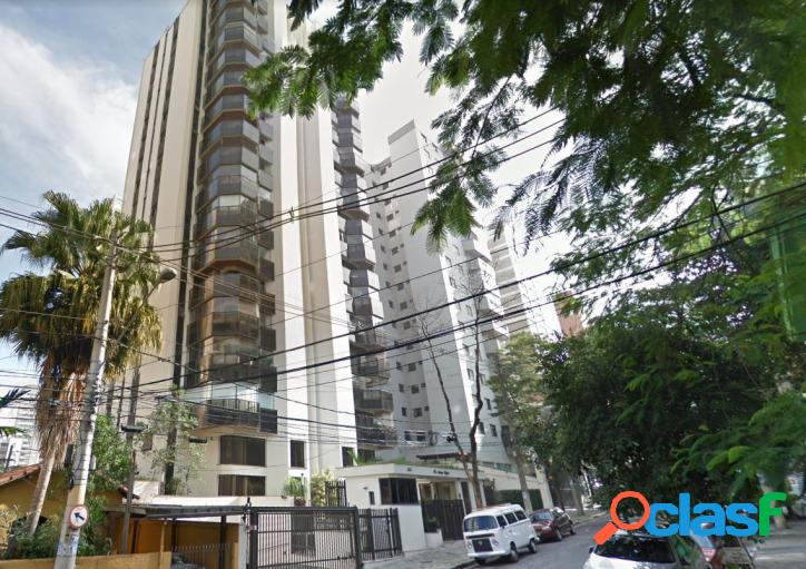 Apartamento duplex Moema- LEILÃO