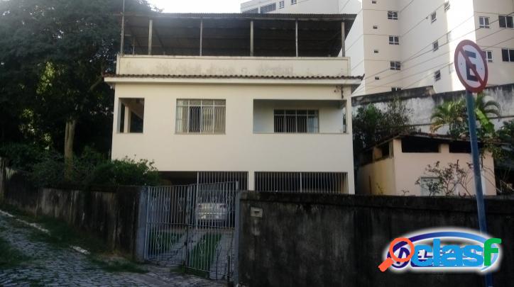 Casa com 3 quartos no Centro - Itaboraí