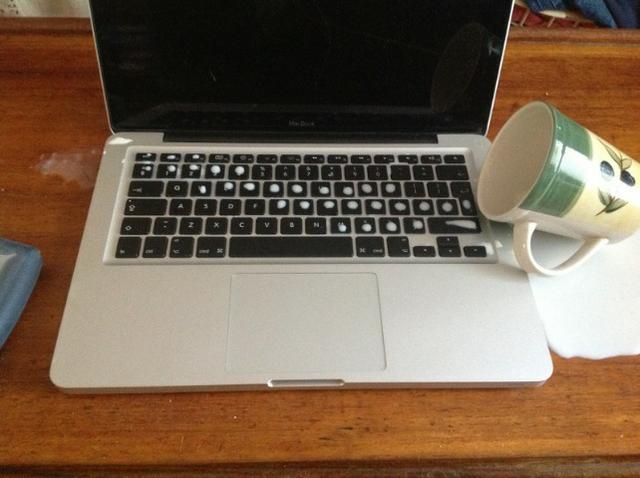 Macbook / Notebook Molhou? - Limpeza e Secagem