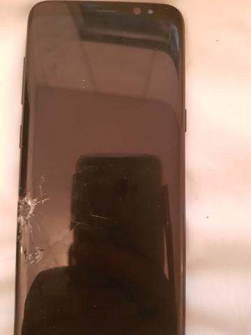 Samsung s8 caiu e ficou assim com a tela escura