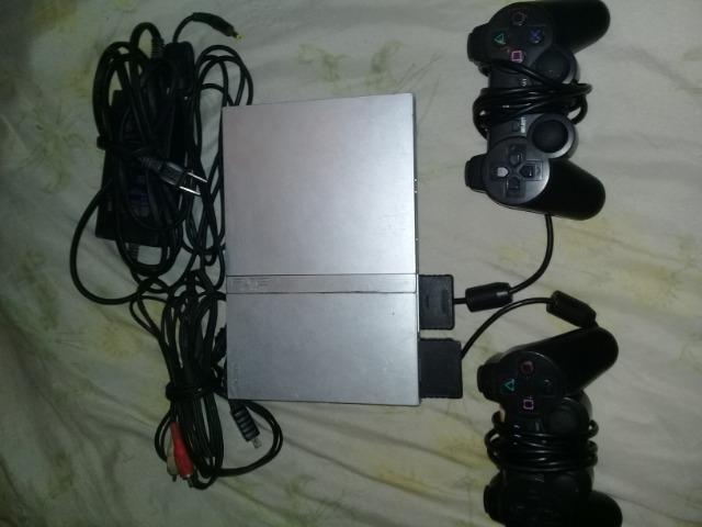 Vendo um play 2